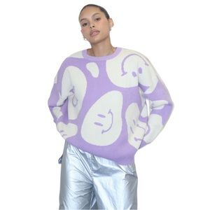 Cream Lavander swirly smiley NWT